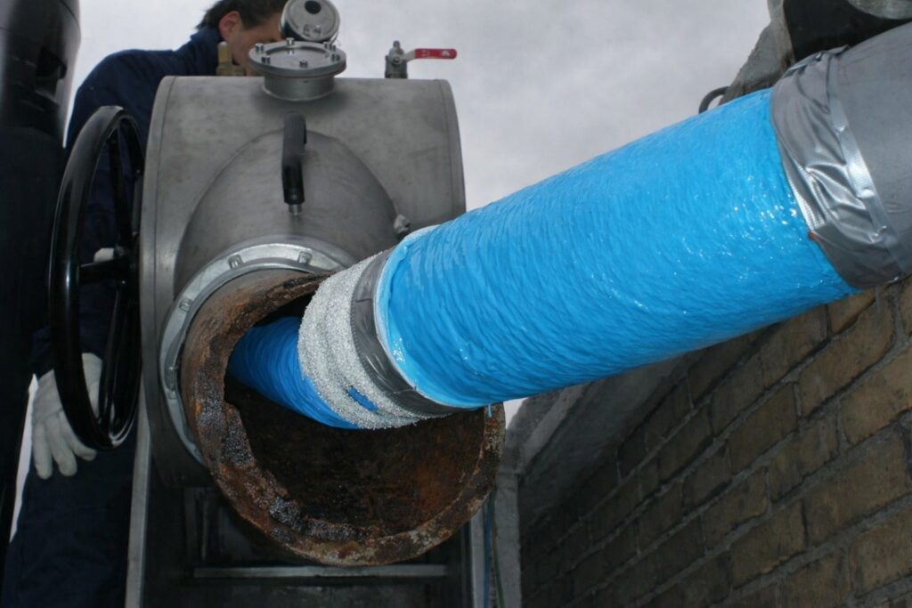 Rioolpijp relining tool